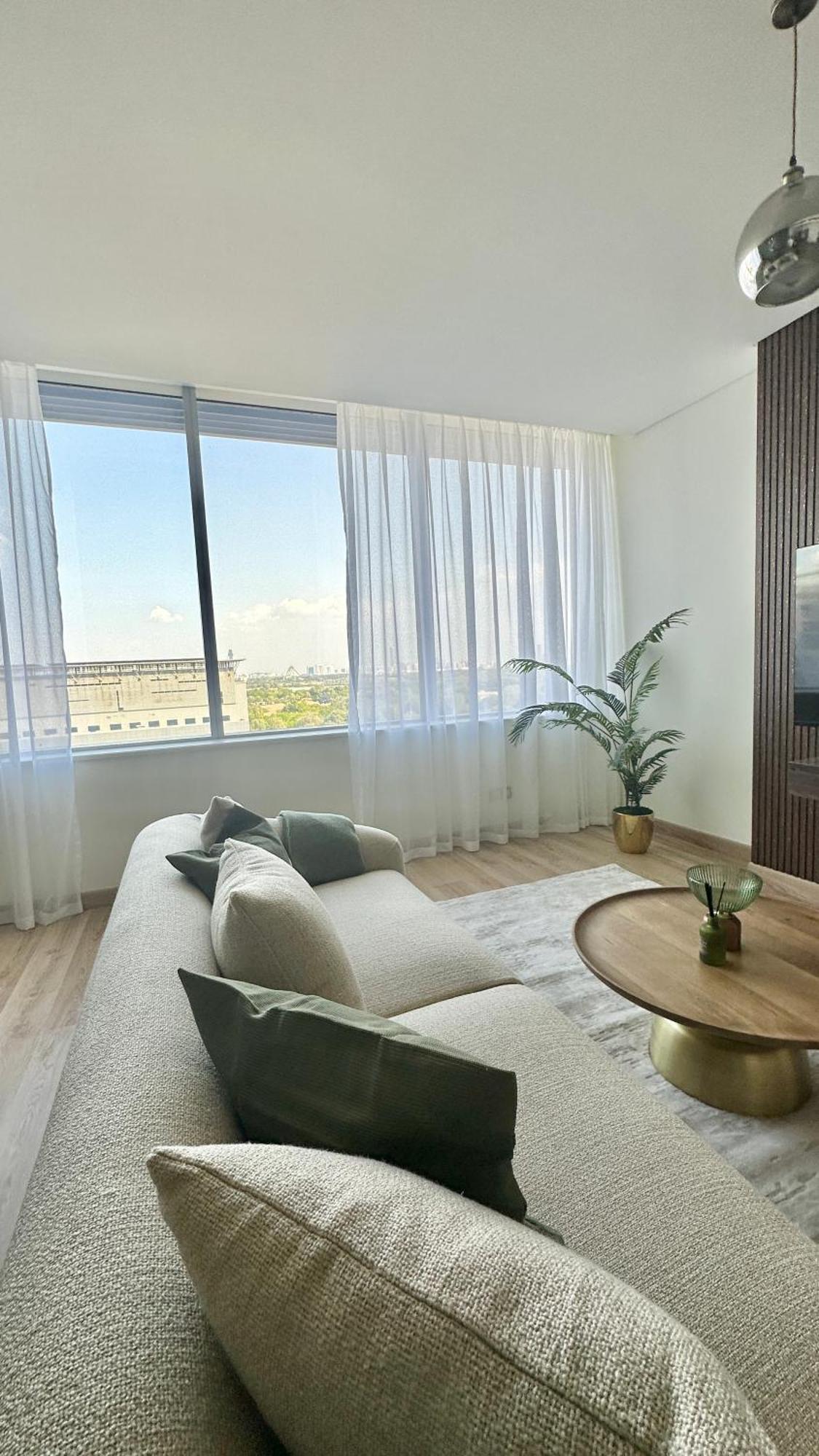 Apartment Luxury Spacious - 1 Bedroom - Sky Gardens Difc - Heart Of Trade Centre And Mall